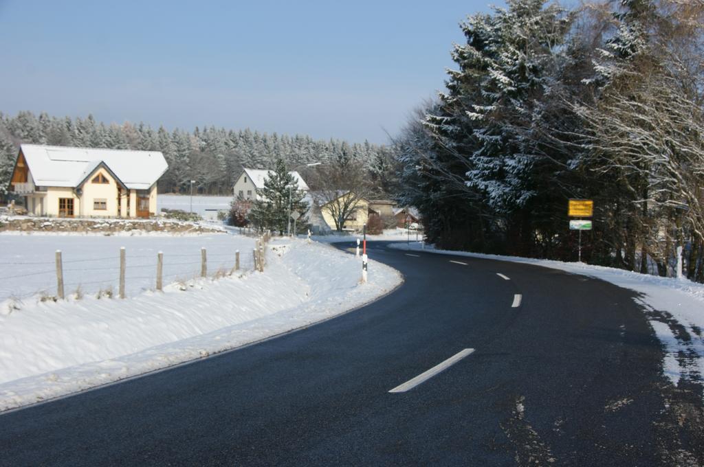 Eifelhoeve In Benenberg ヘレンタール 部屋 写真