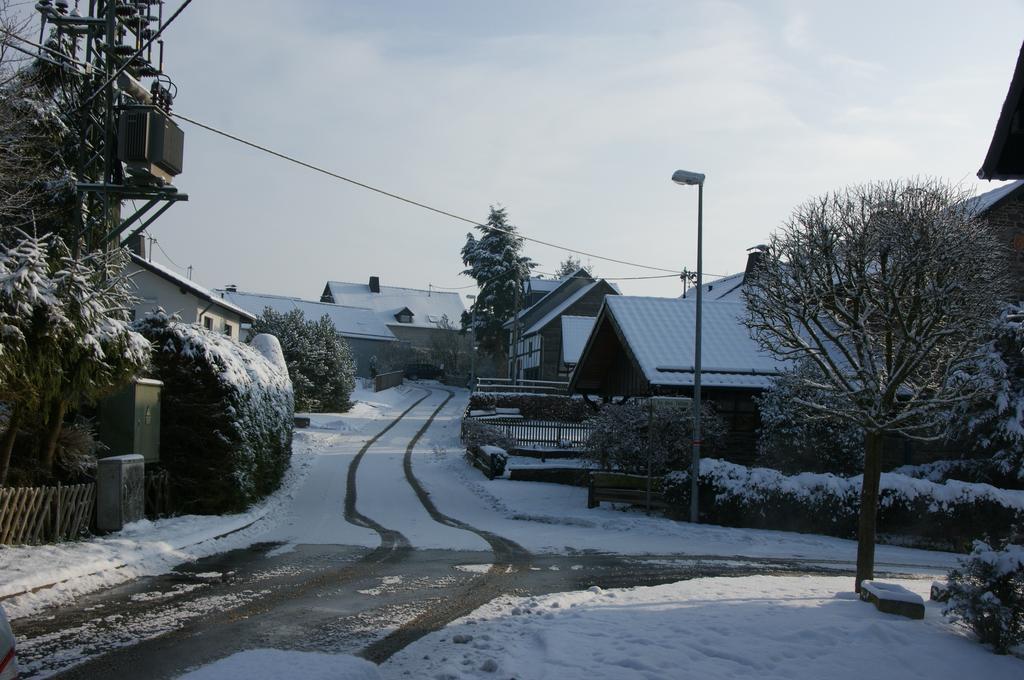 Eifelhoeve In Benenberg ヘレンタール 部屋 写真